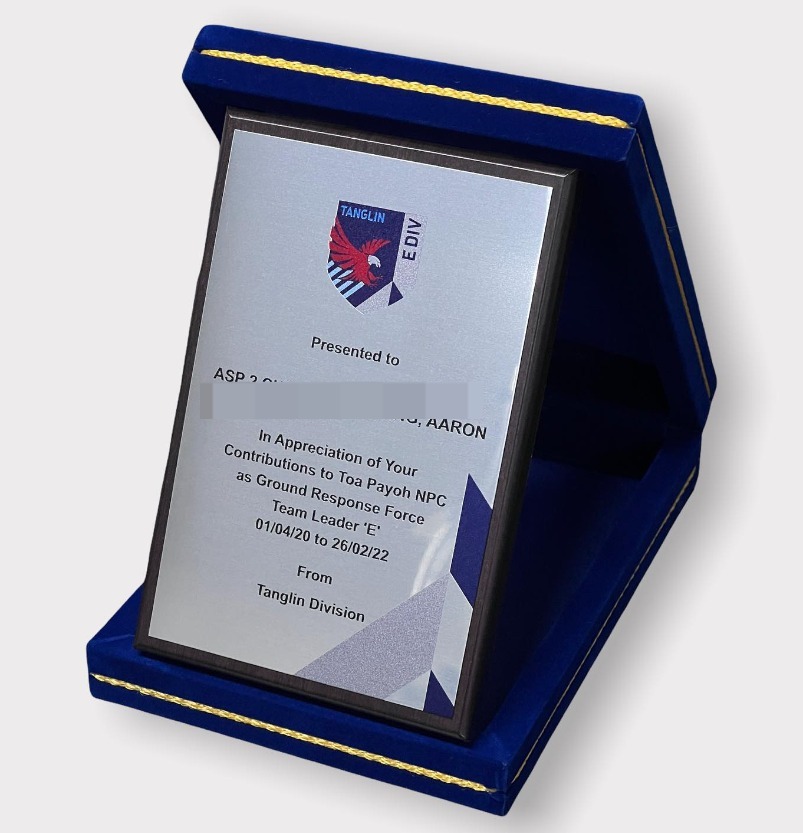 Blue Velvet Box with Silver Plate — David Sports & Engraving